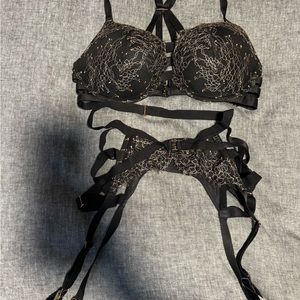 VS black lingerie set